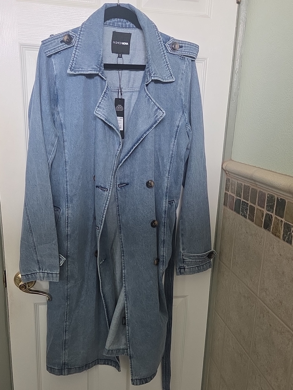 Fashion Nova Take You There Denim Belted Trench Coat Size XL NWT Medium Wash - Picture 8 of 12